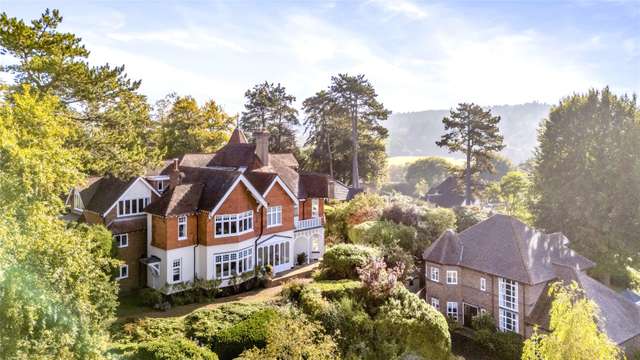 Carpet Cleaing in Worplesdon